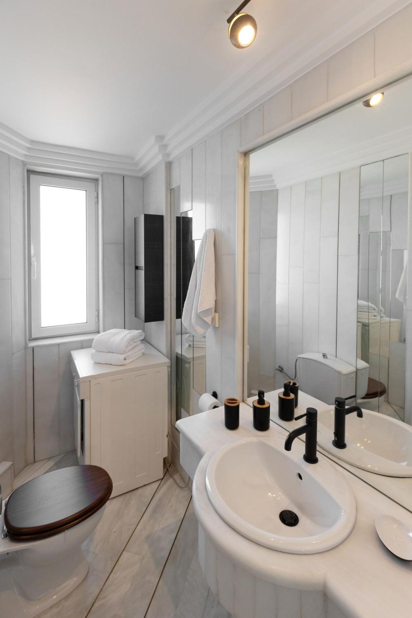 Nice Sea View Elegant Apartment Athén Kültér fotó